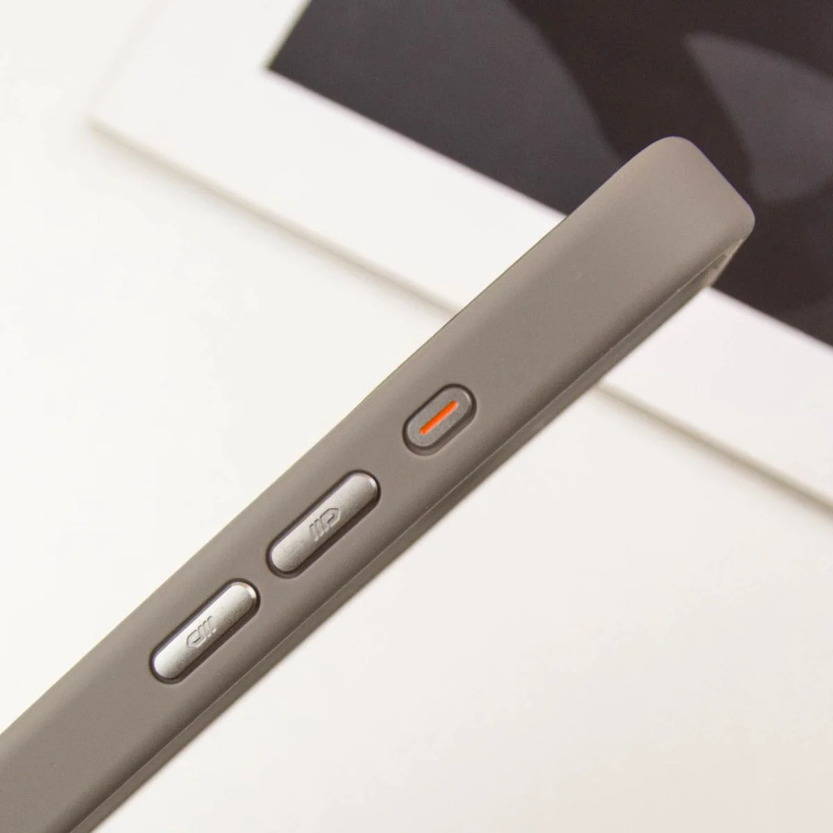 TPU+PC чехол Blueo Skin Friendly Frosted with MagSafe для Apple iPhone 16 Pro Max (6.9") Серый