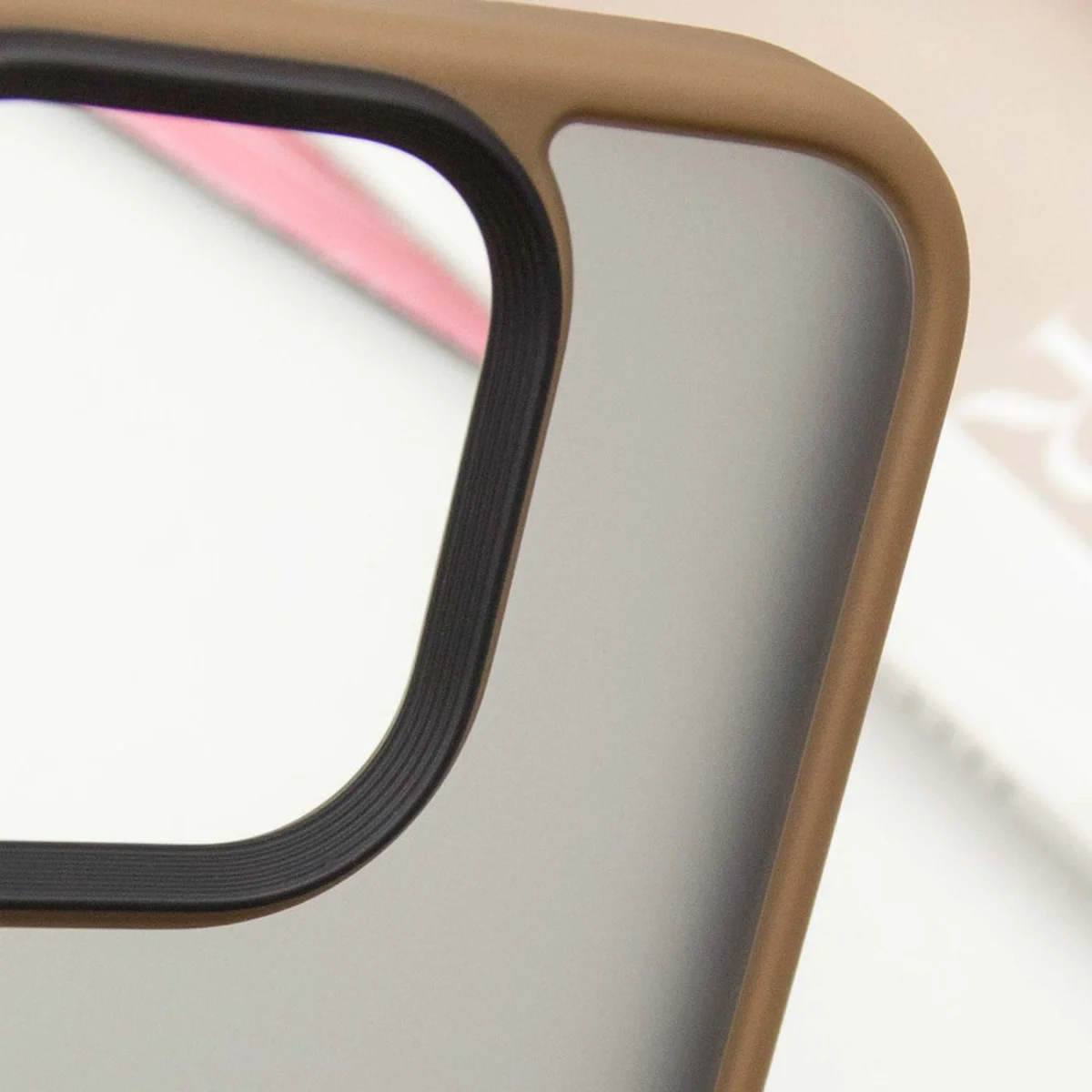 TPU+PC чехол Metal Buttons для Apple iPhone 16 Pro Max (6.9") Золотой