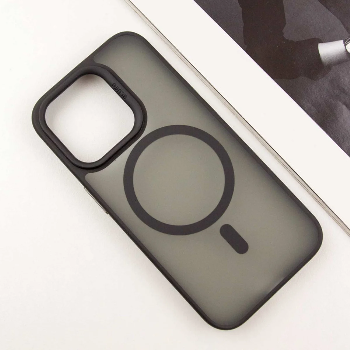 TPU+PC чохол Blueo Skin Friendly Frosted with MagSafe для Apple iPhone 16 Pro Max (6.9") Чорний