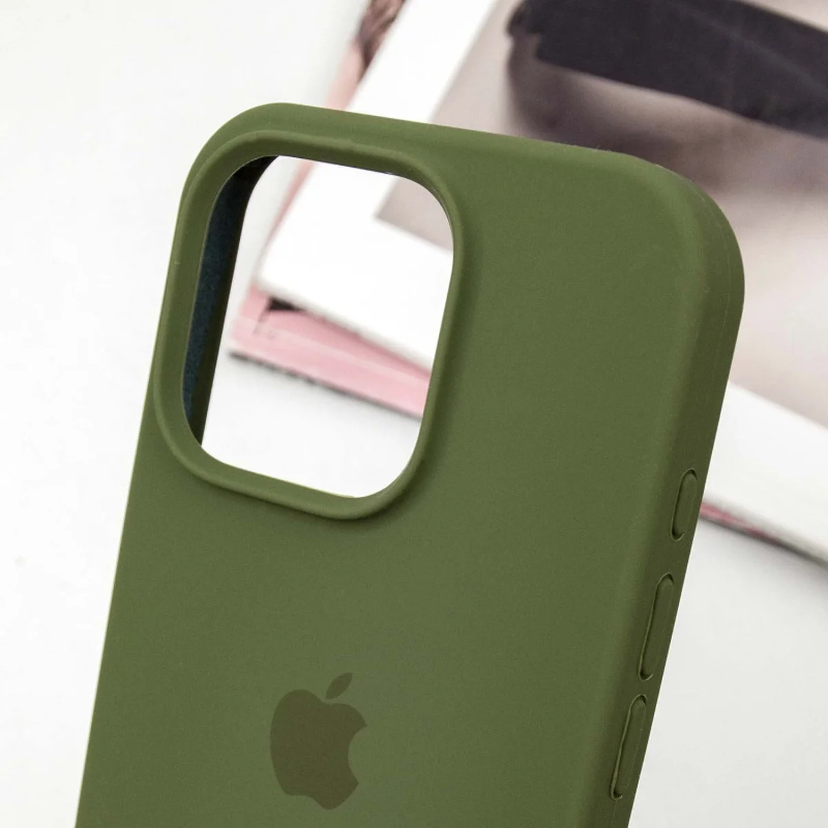 Чехол Silicone Case Full Protective (AA) для Apple iPhone 16 Pro Max (6.9") Зеленый / Dark Olive