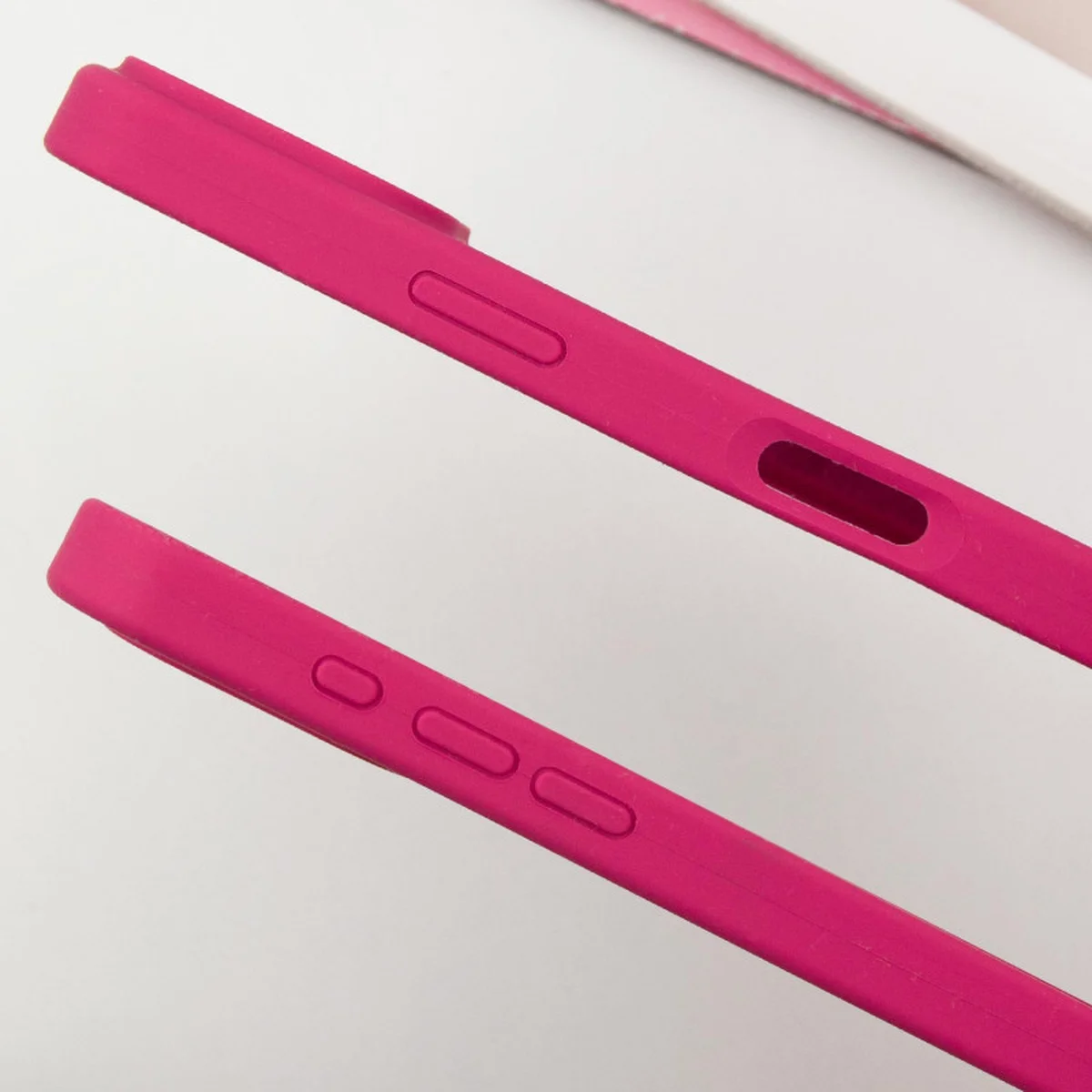 Чехол Silicone Case Full Protective (AA) для Apple iPhone 16 Pro Max (6.9") Красный / Rose Red