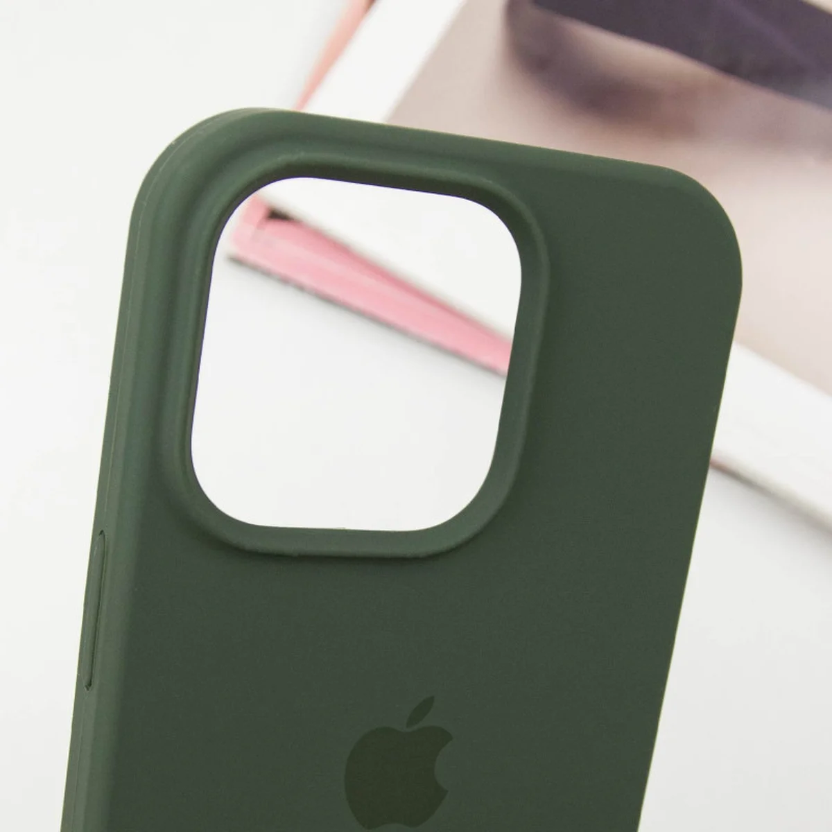 Чохол Silicone Case Full Protective (AA) для Apple iPhone 16 Pro Max (6.9") Зелений / Cyprus Green