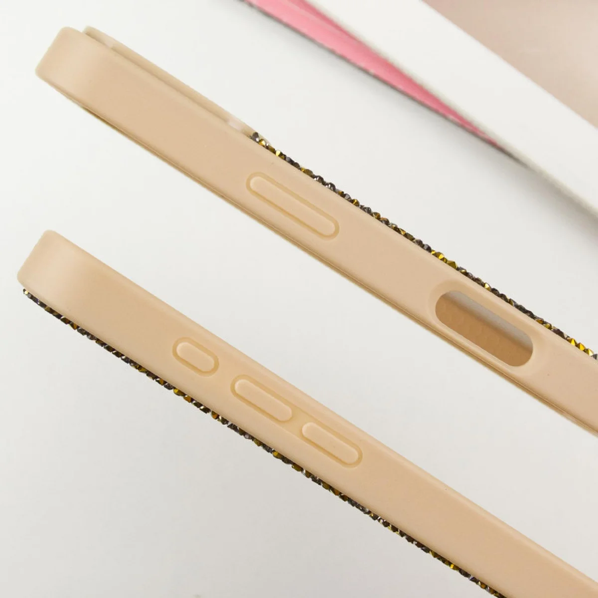 TPU чехол Bling World Rock Diamond with MagSafe для Apple iPhone 16 Pro (6.3") Gold