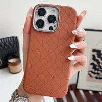 Кожаный чехол Carved with MagSafe для Apple iPhone 16 Pro (6.3") Orange