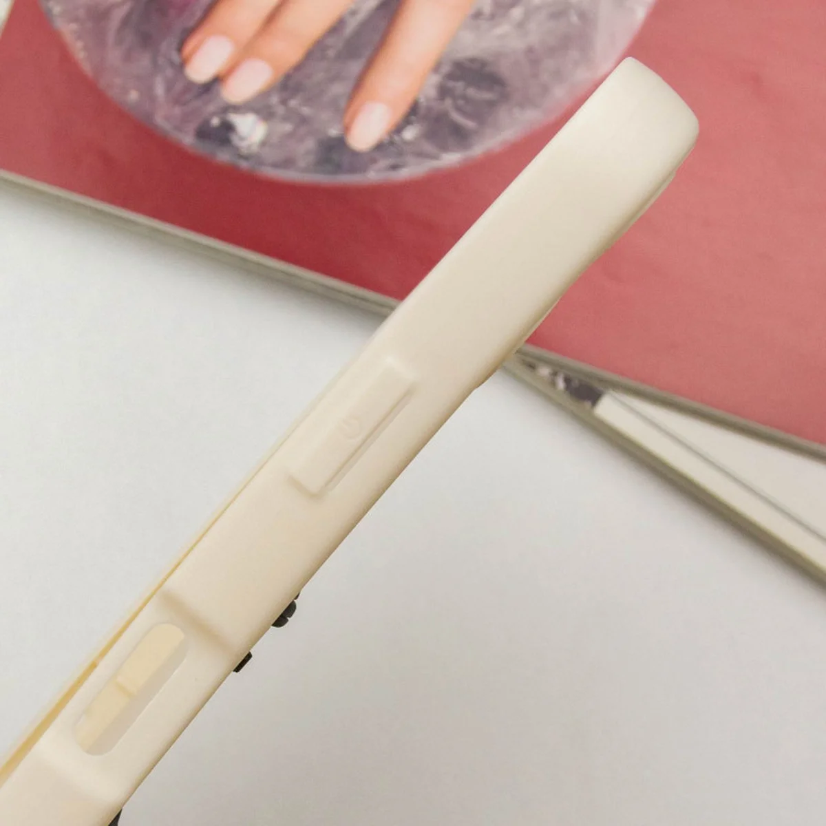 Чехол TPU Toys Case для Apple iPhone 16 Pro (6.3") Sand / Always Happy