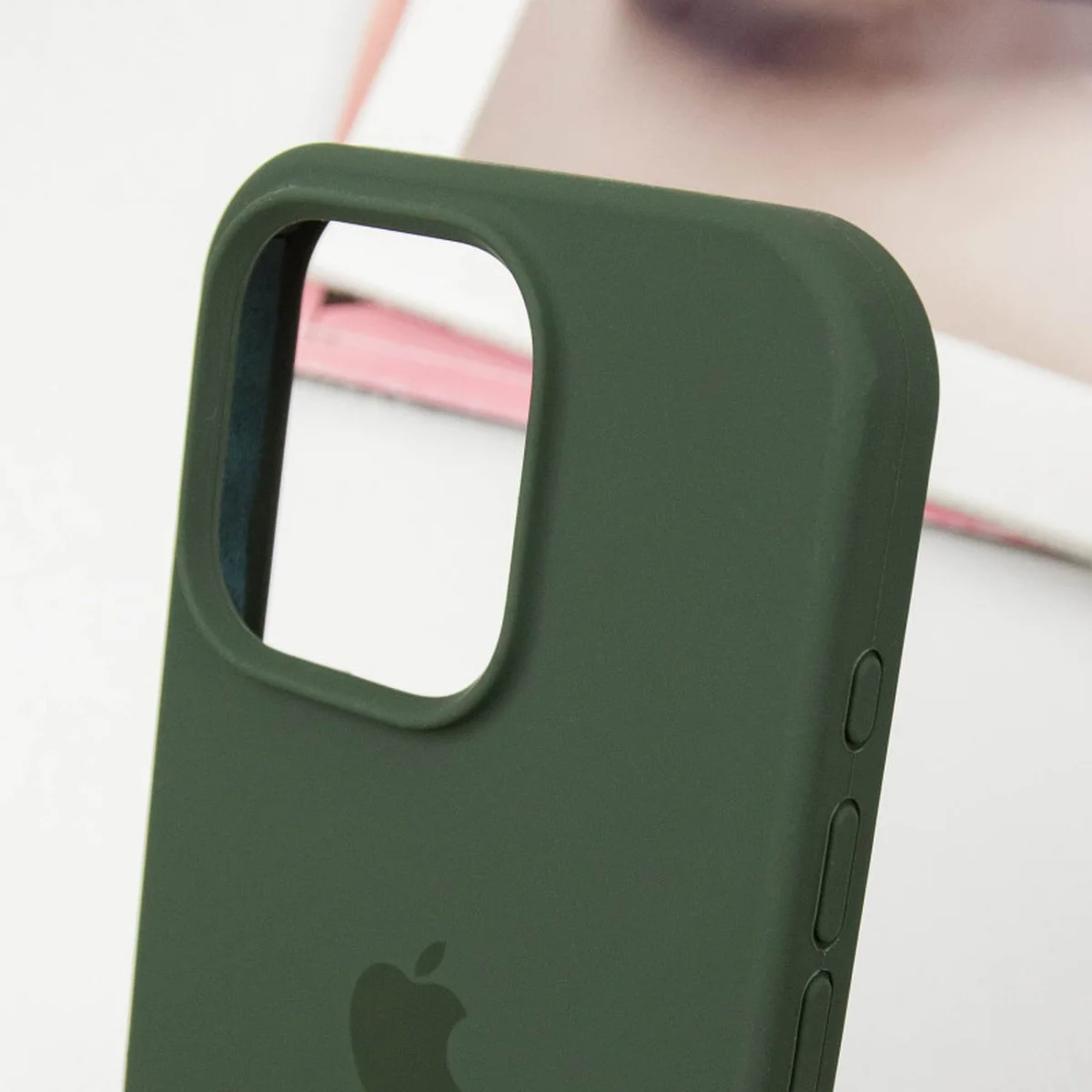 Чохол Silicone Case Full Protective (AA) для Apple iPhone 16 Pro (6.3") Зелений / Cyprus Green