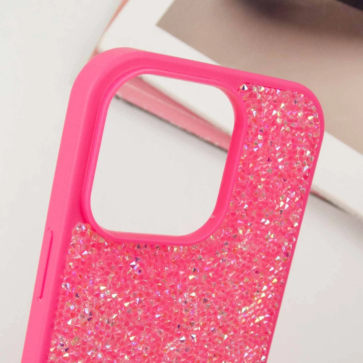 TPU чехол Bling World Rock Diamond для Apple iPhone 16 Pro (6.3") Ярко-розовый 