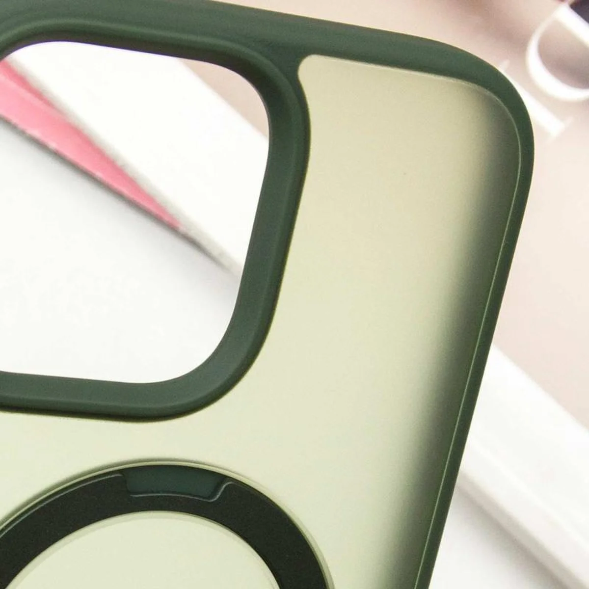 Чохол Ummi Colorful with MagSafe HQ Ring для Apple iPhone 16 Pro (6.3") Green
