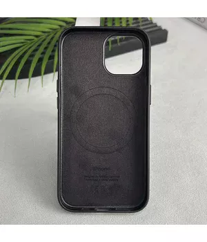 Кожаный чехол Leather Case (AAA) with MagSafe and Animation для Apple iPhone 16 Pro (6.3") Black