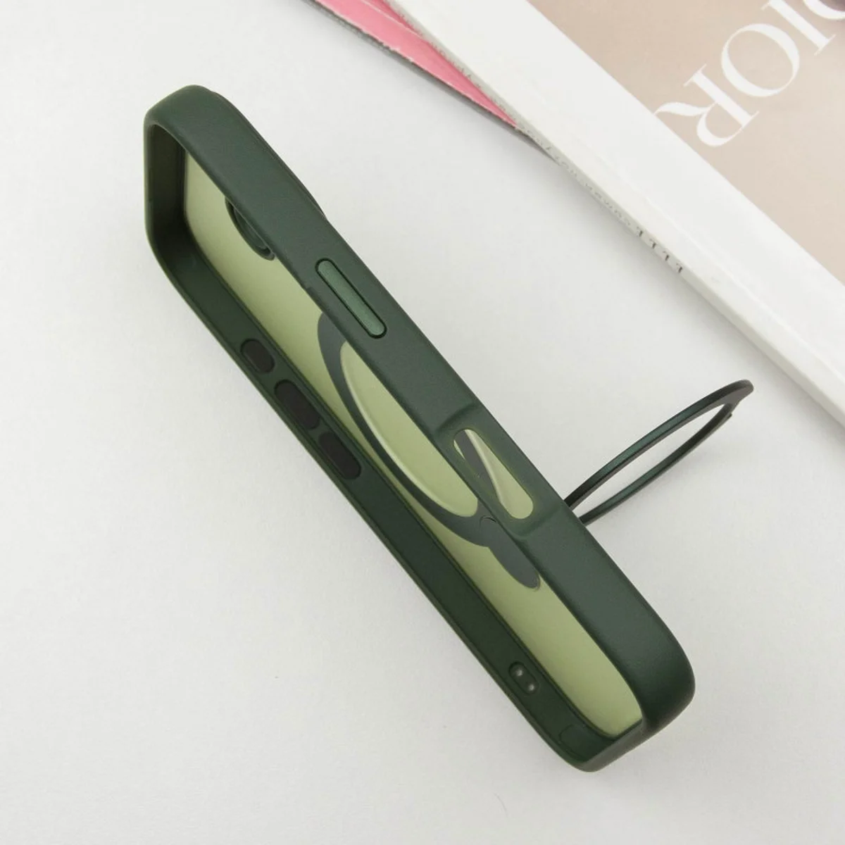 TPU+PC чехол Metal Buttons with MagSafe Colorful HQ Ring для Apple iPhone 16 (6.1") Green