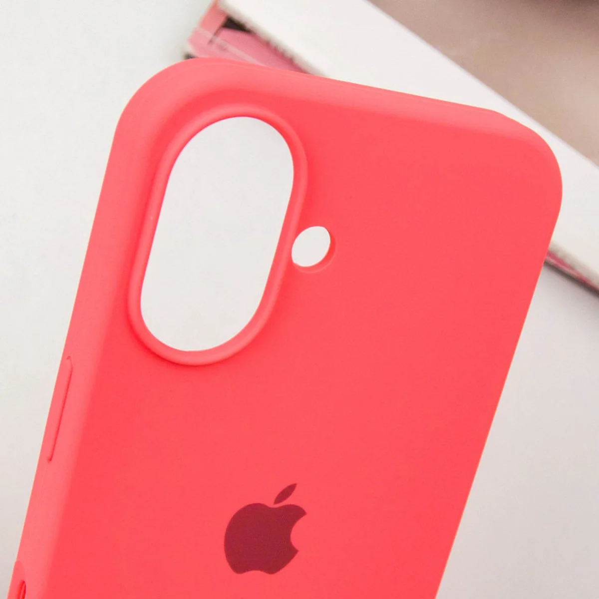 Чохол Silicone Case Full Protective (AA) для Apple iPhone 16 (6.1") Кавуновий / Watermelon red