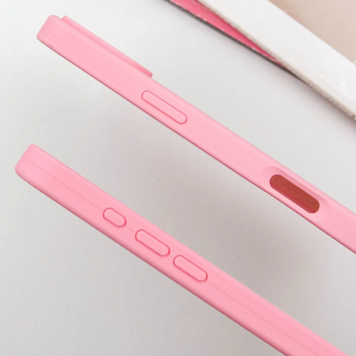 Чохол Silicone Case Full Protective (AA) для Apple iPhone 16 (6.1") Рожевий / Light pink