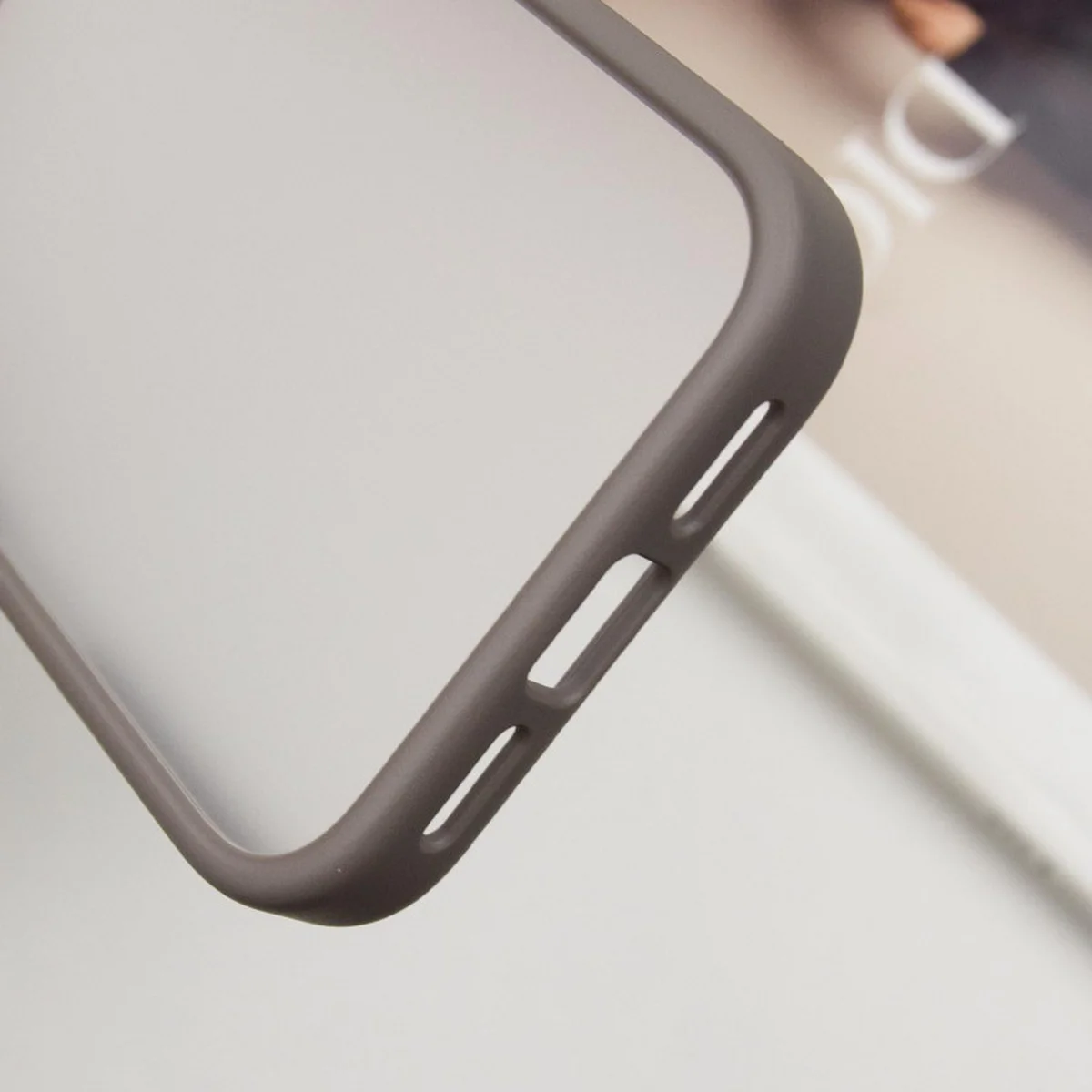 TPU+PC чехол Metal Buttons для Apple iPhone 16 (6.1") Серый