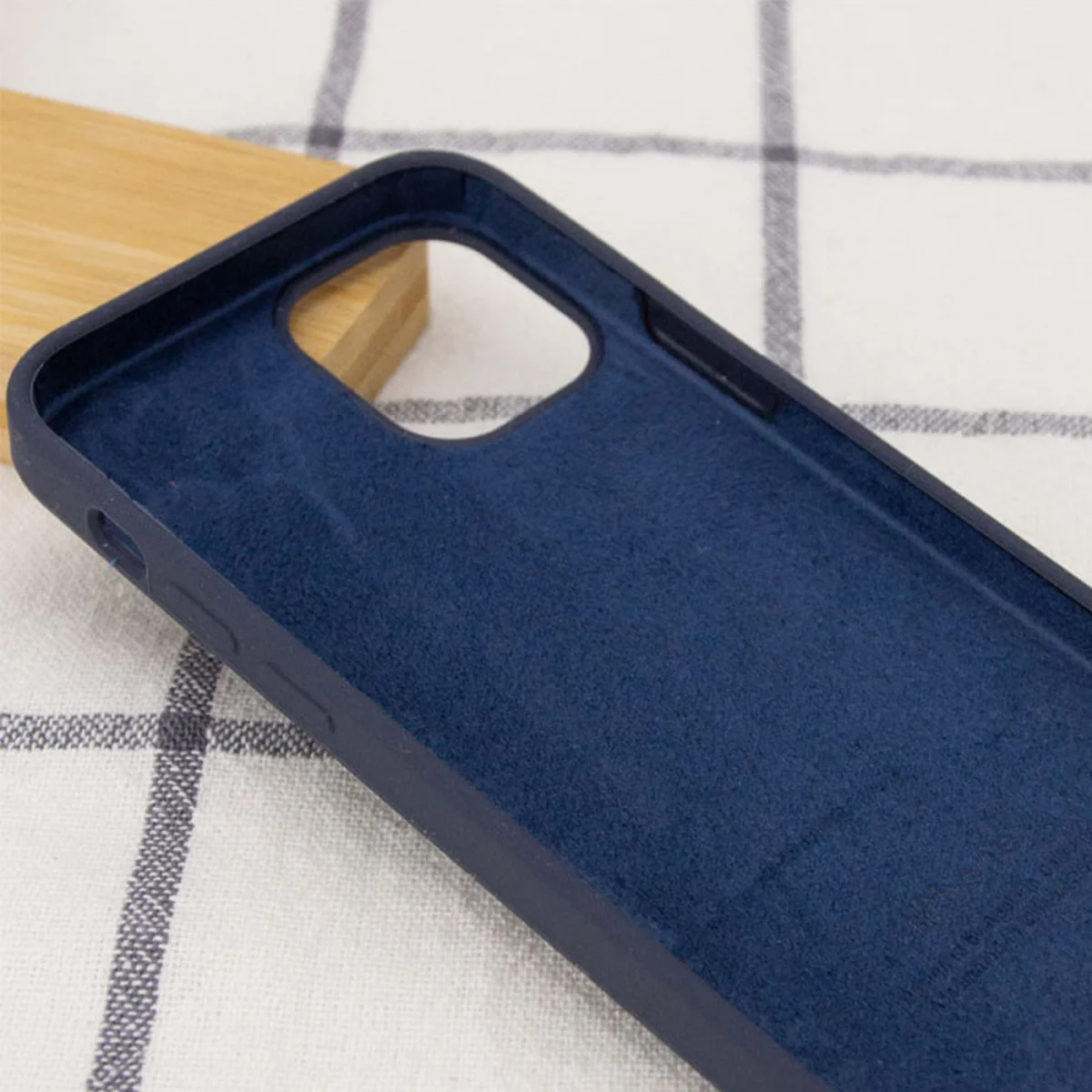 Чохол Silicone Case Full Protective (AA) для Apple iPhone 16 (6.1") Темно-синій / Midnight blue