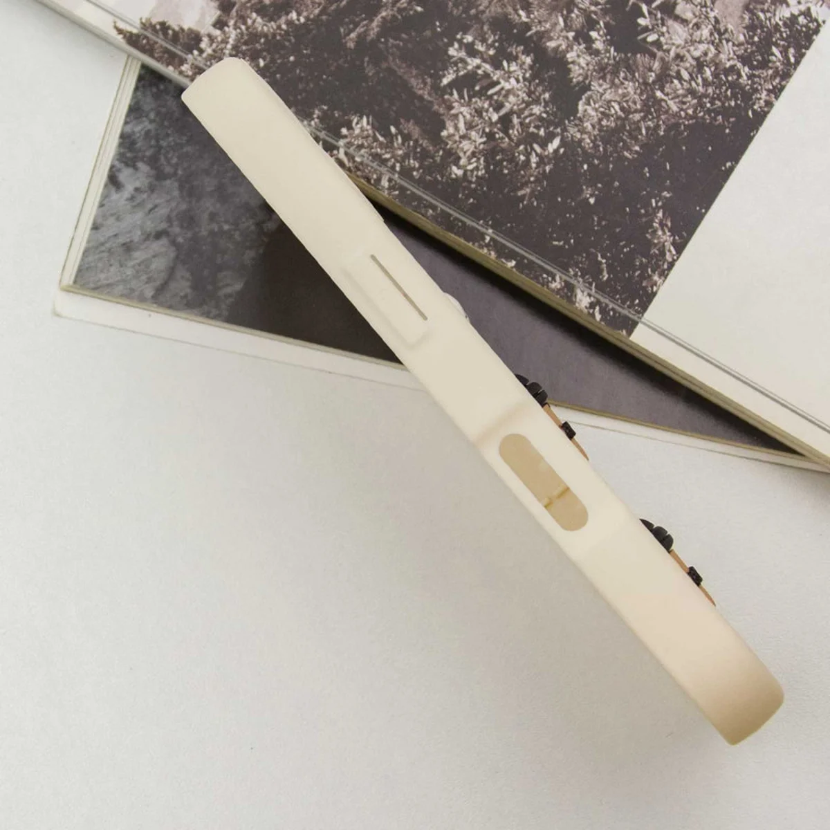 Чехол TPU Toys Case для Apple iPhone 16 (6.1") Sand / Always Happy