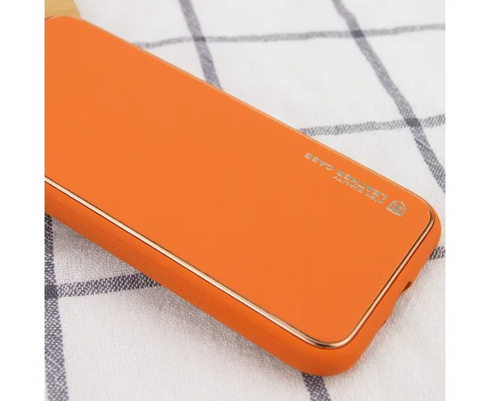 Кожаный чехол Xshield для Apple iPhone 7 / 8 / SE (2020) (4.7") Оранжевый / Apricot