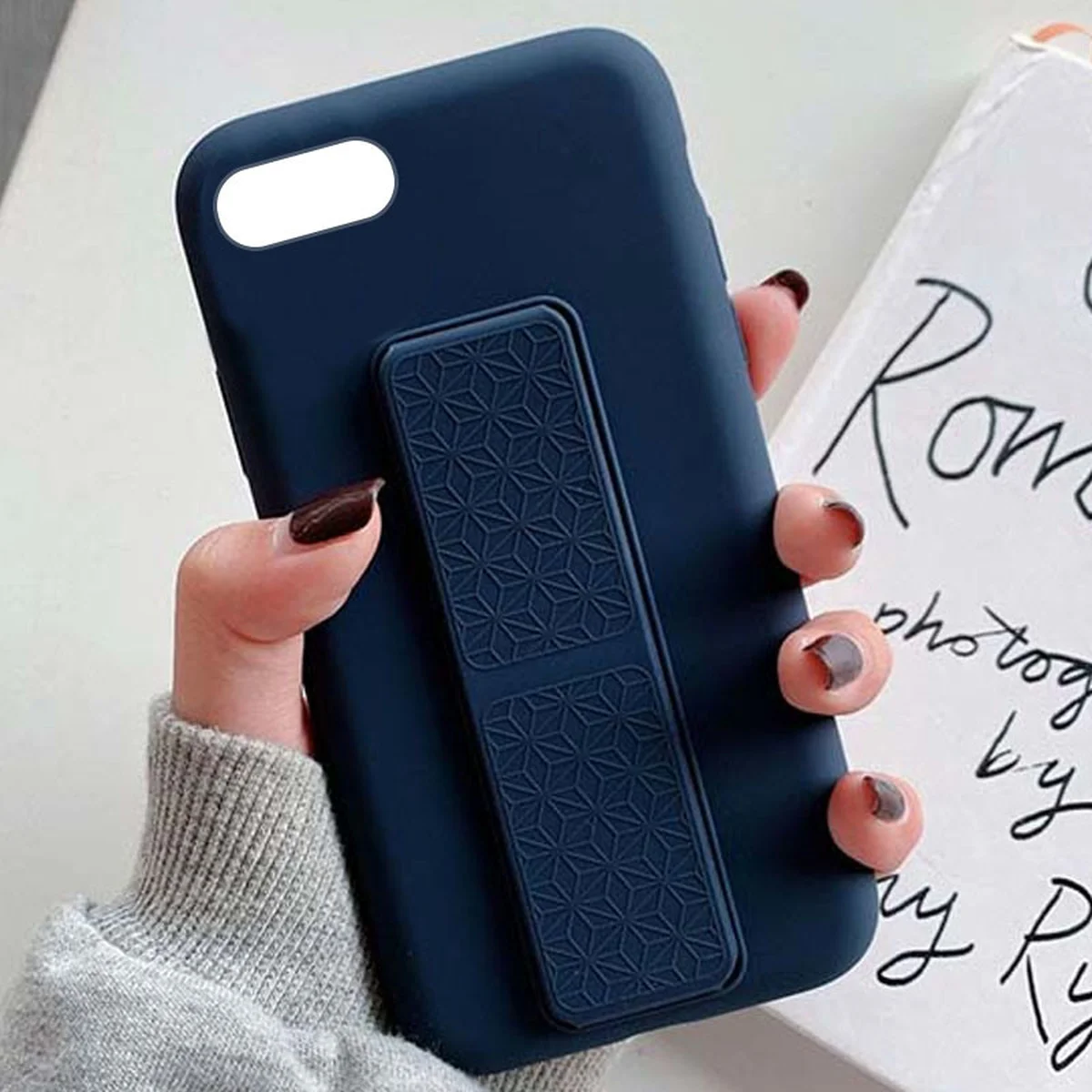 Чохол Silicone Case Hand Holder для Apple iPhone 7/8 / SE (2020) (4.7 ") Темно-синій / Midnight blue
