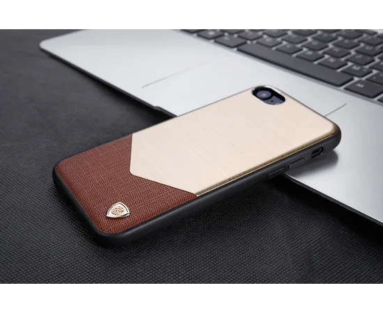 Чохол Nillkin Lensen Series для Apple iPhone 7/8 (4.7 ") Золотий