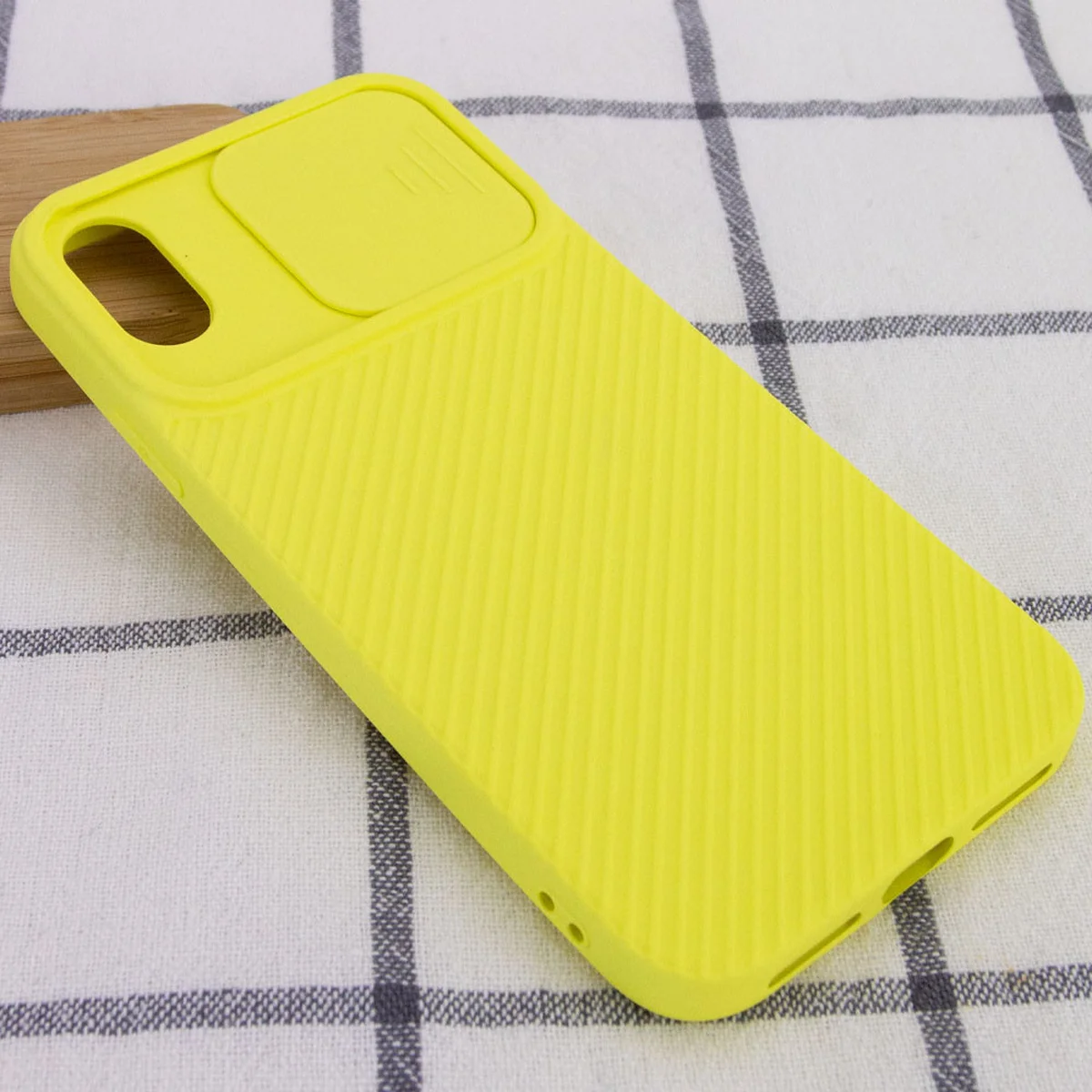 Чехол Camshield Square TPU со шторкой для камеры для Apple iPhone XR (6.1") Желтый