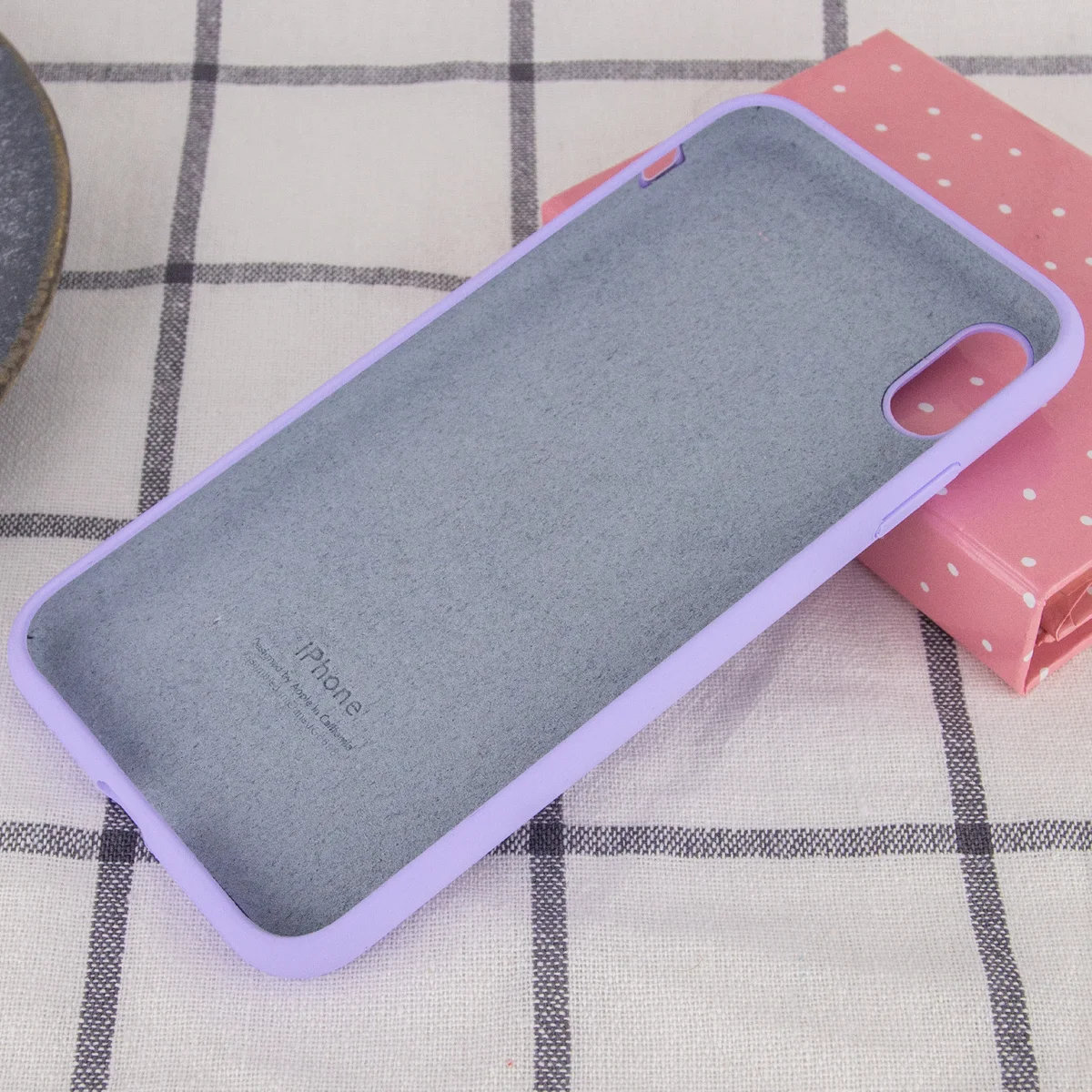 Чехол Silicone case (A) (с закрытым низом) для Apple iPhone XS Max (6.5") Сиреневый / Dasheen