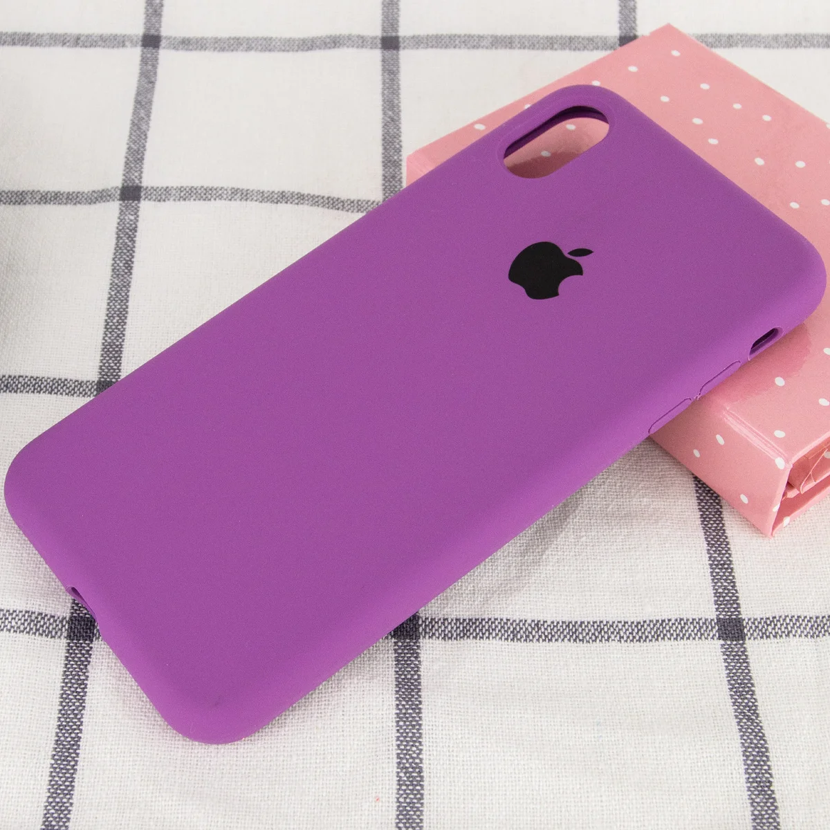 Чехол Silicone case (A) (с закрытым низом) для Apple iPhone XS Max (6.5") Фиолетовый / Grape
