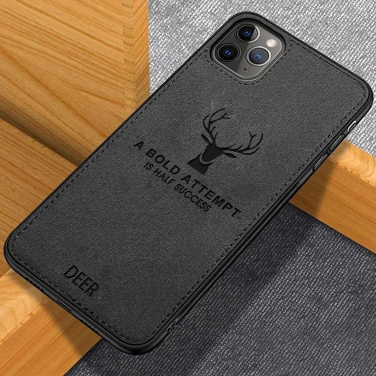 Силиконовый чехол "DEER" черный для iPhone 13 Pro