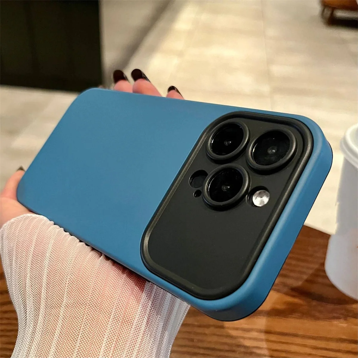 Противоударный чехол "Frosted Shell" для iPhone 12 Pro Синий