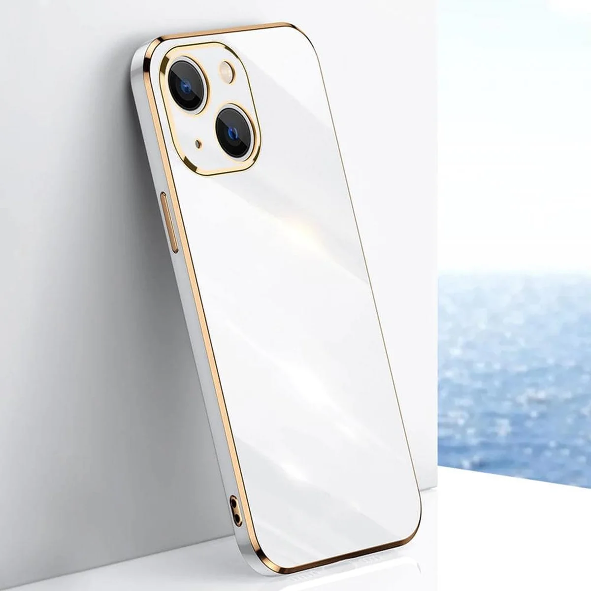 Силиконовый чехол "XINLI" белый для iPhone 13