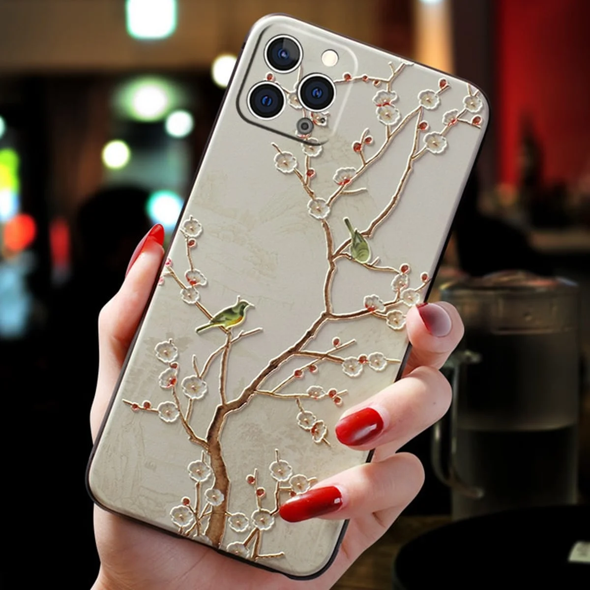 Силиконовый 3D чехол "Relief Flower" №1 для iPhone 13 Pro