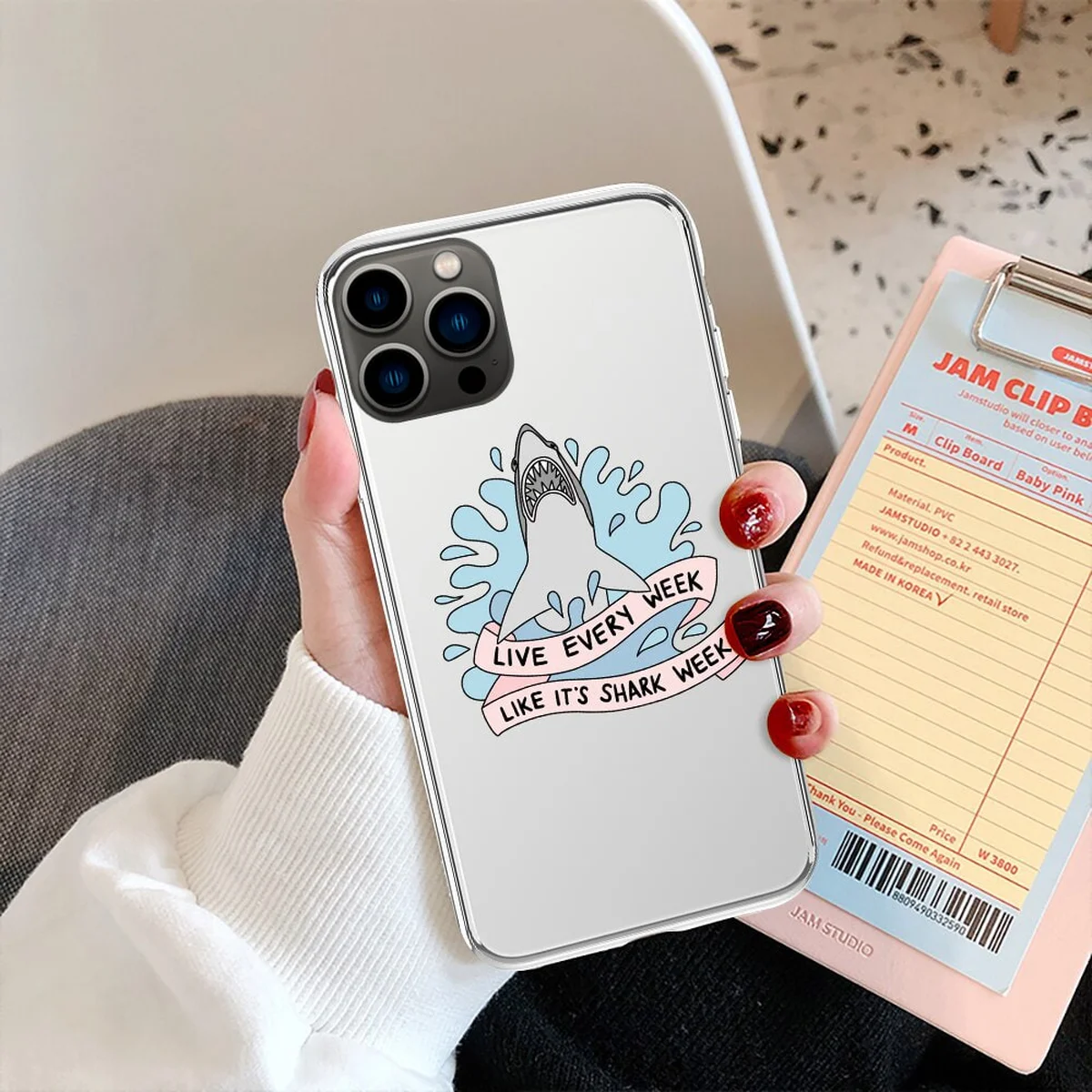 Силиконовый чехол "Shark" №1 для iPhone 13 Pro