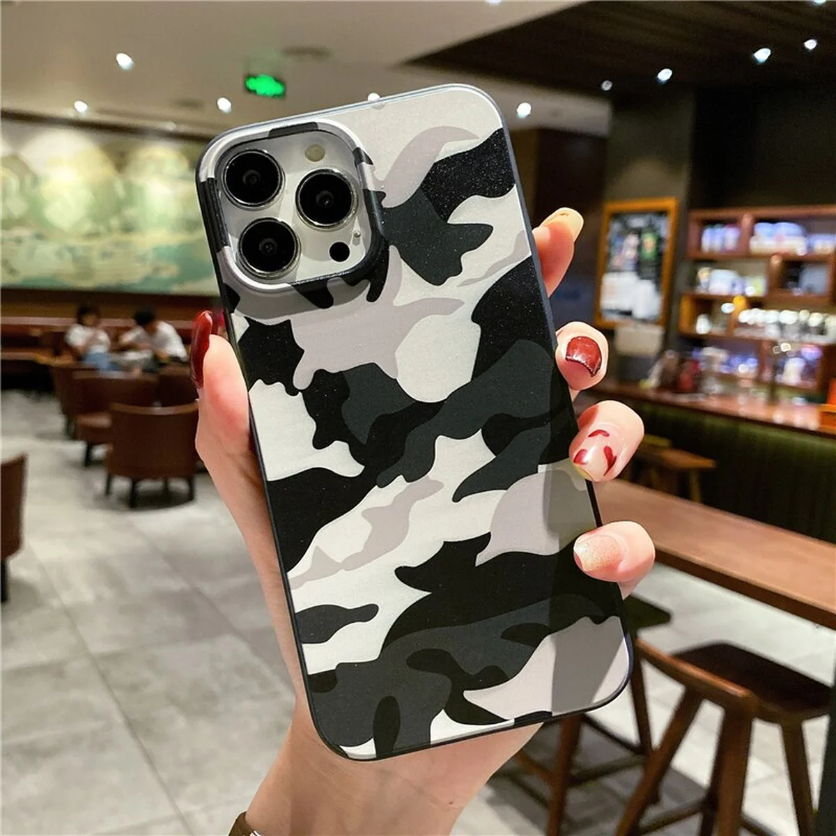 Силиконовый чехол "Camouflage" серый для iPhone 13 Pro