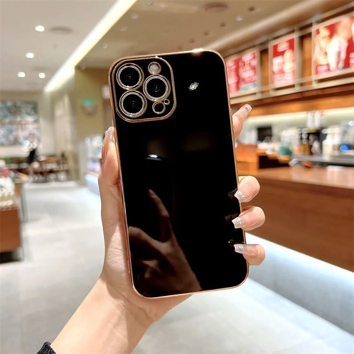 Силиконовый чехол "Gold Plated" черный  для iPhone 13 Pro Max