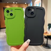 Силиконовый чехол "Candy Wavy" для Apple iPhone 15 Зеленый