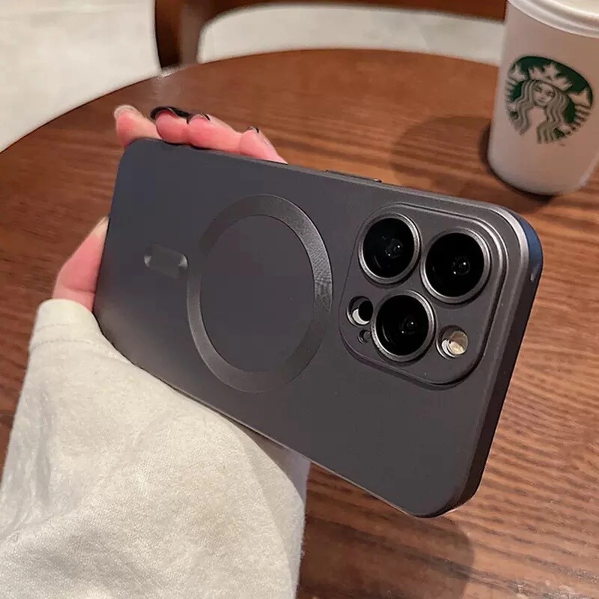 Силиконовый чехол "Luxury Matte" with MagSafe для Apple iPhone 15 Pro Серый