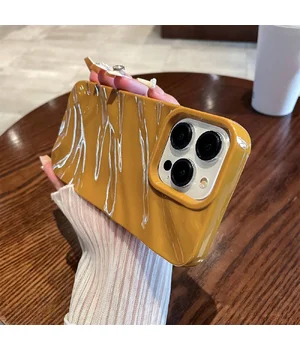 Силіконовий чохол "Silk Wavy" для iPhone 14 Pro Світло-коричневий