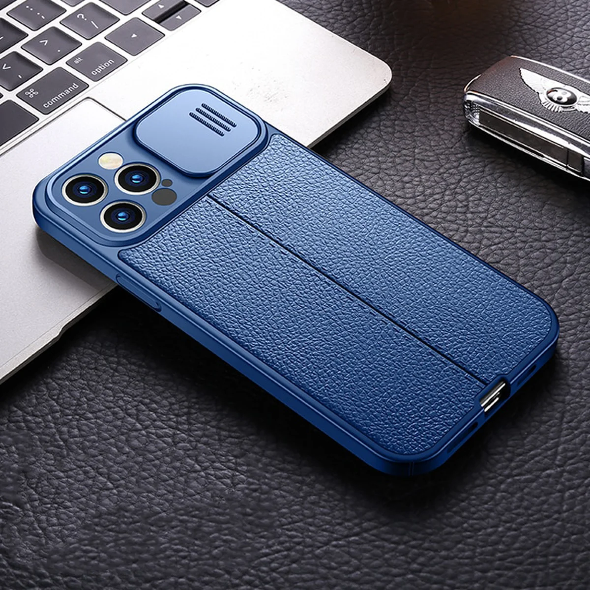 Силиконовый чехол "Camshield" со шторкой для iPhone 14 Pro Max Синий