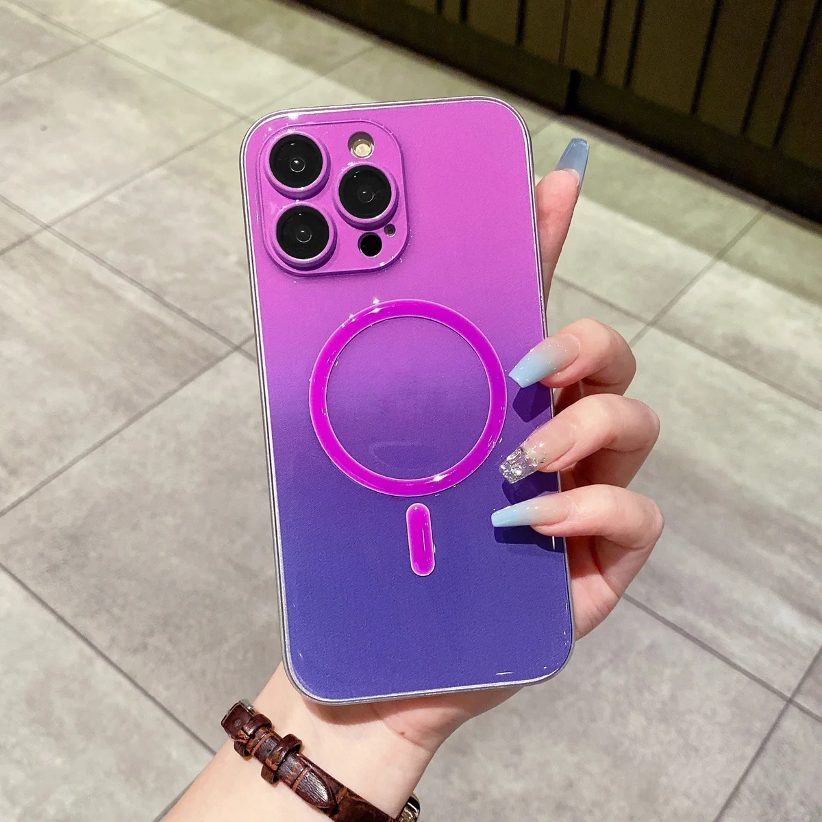 Силиконовый чехол "Gradient Luminous" with MagSafe для Apple iPhone 11 Pro Max Темно-фиолетовый