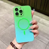 Силиконовый чехол "Gradient Luminous" with MagSafe для Apple iPhone 15 Pro Max Зеленый
