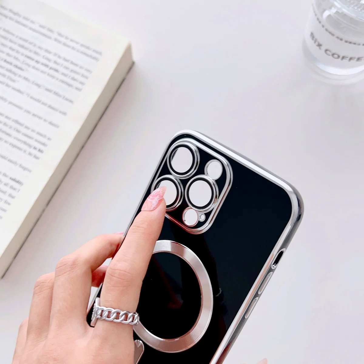 Силиконовый чехол "Silver Plating" with MagSafe для Apple iPhone 14 Pro Max Черный