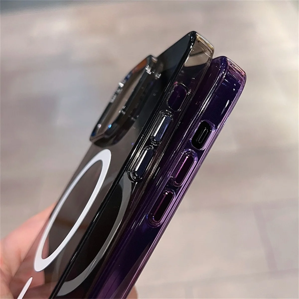 Силиконовый чехол "Crystal Acrylic" with MagSafe для Apple iPhone 15 Pro Черный