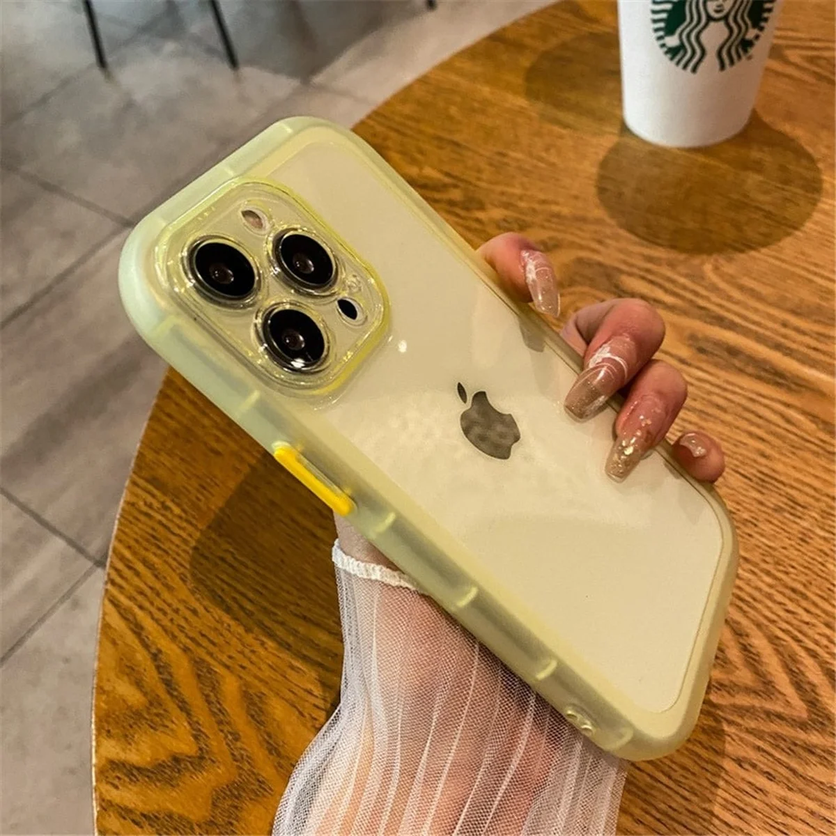 Силиконовый чехол "Silicone Bumper" для iPhone 14 Pro Желтый