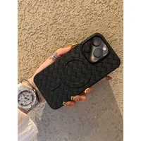 Силиконовый чехол "Luxury Weave" with MagSafe для Apple iPhone 14 Pro Черный