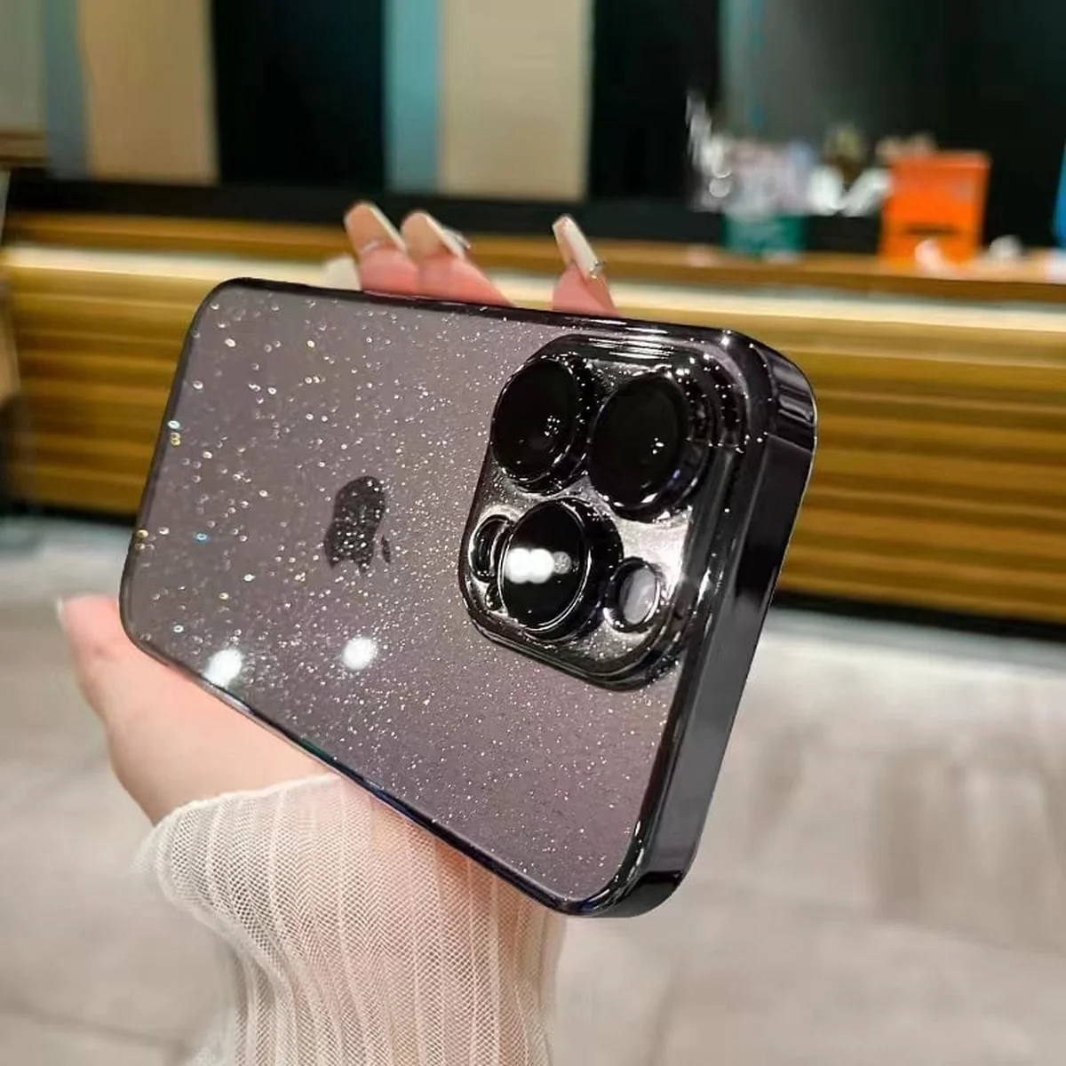 Пластиковый чехол "Bling Transparent" для iPhone 15 Pro Черный