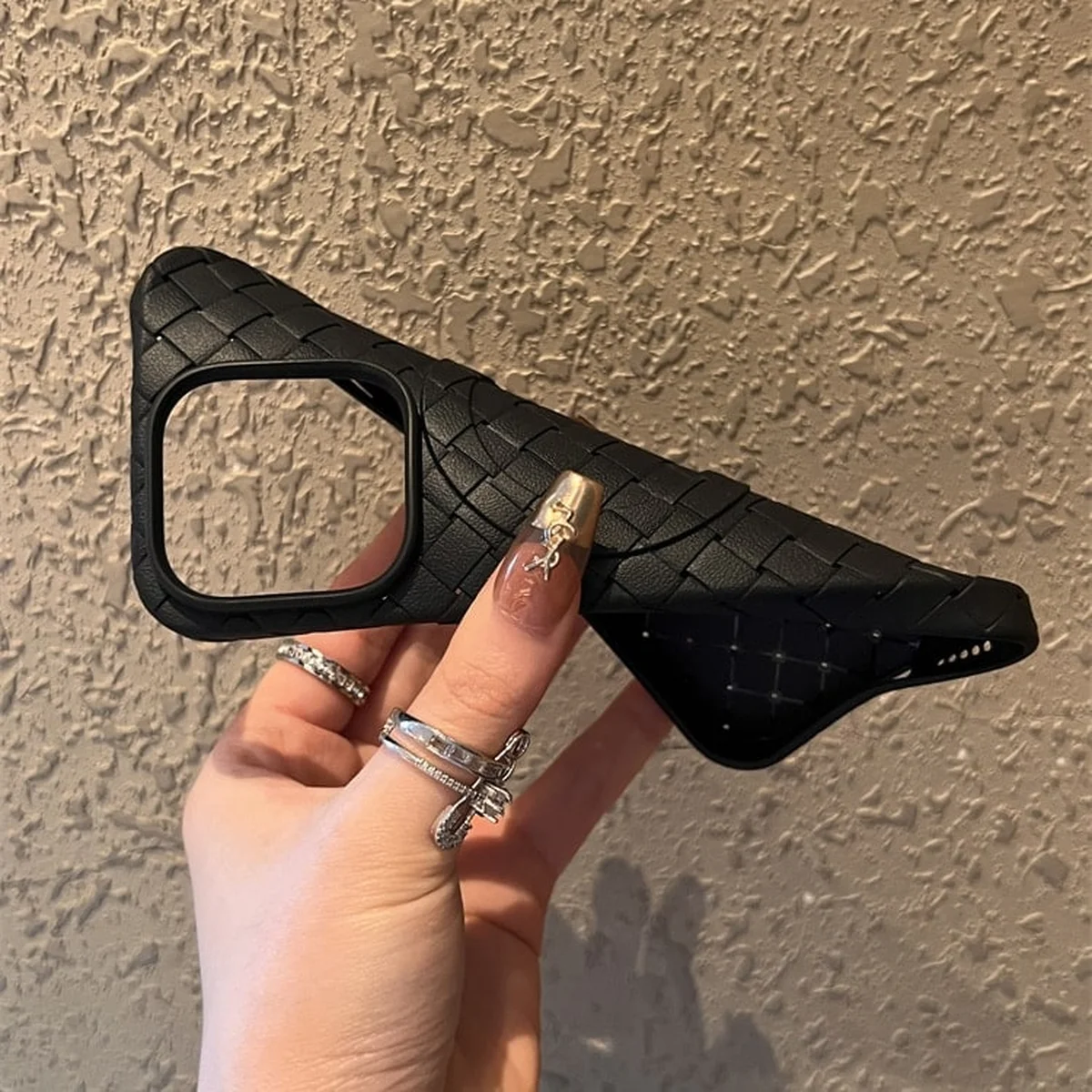 Силиконовый чехол "Luxury Weave" with MagSafe для Apple iPhone 14 Pro Черный