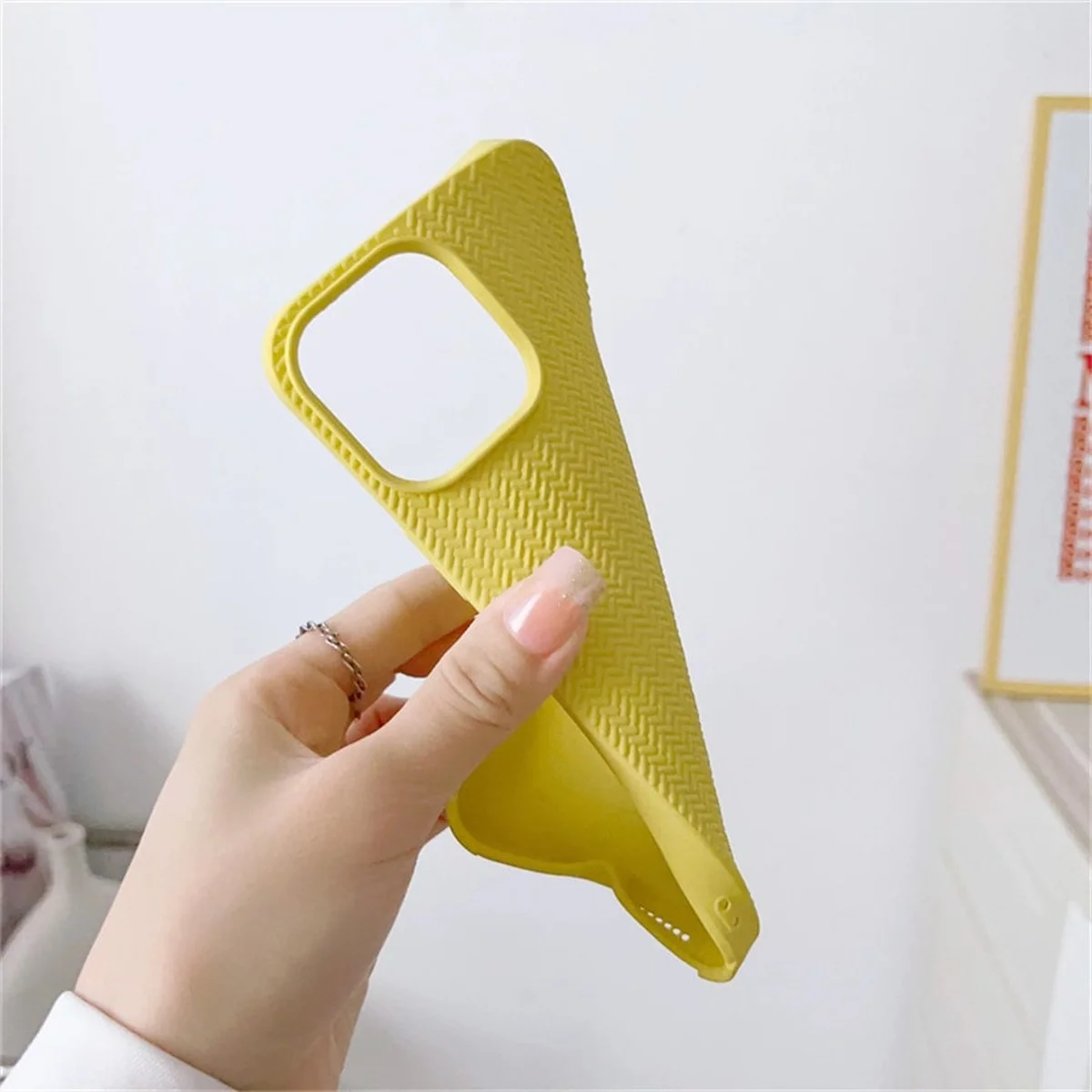 Силиконовый чехол "Candy Solid Color" для iPhone 14 Pro Max Желтый