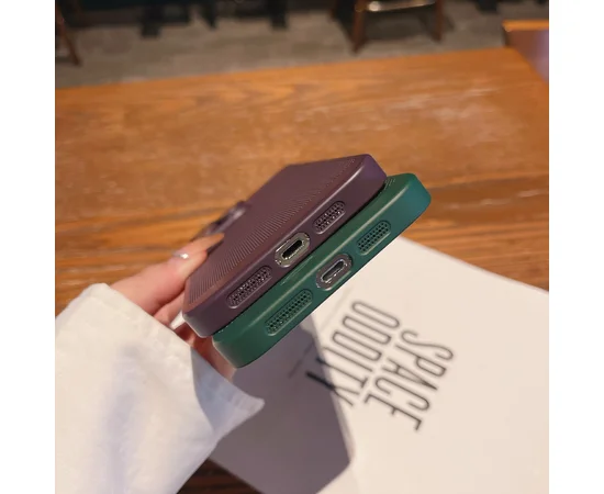 Пластиковый чехол "Dissipate Heat" для iPhone 11 Pro Max Фиолетовый