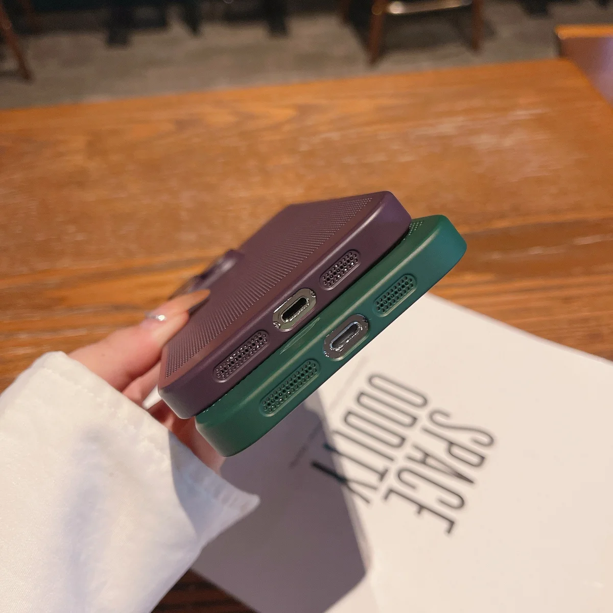 Пластиковый чехол "Dissipate Heat" для iPhone 11 Pro Max Фиолетовый