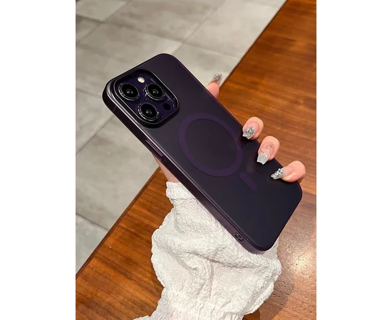 Пластиковый чехол "Luxury Ultra Thin Matte" with MagSafe для Apple iPhone 15 Pro Max Фиолетовый