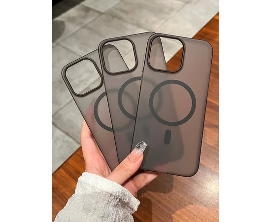 Пластиковый чехол "Luxury Ultra Thin Matte" with MagSafe для Apple iPhone 16 Pro Max Черный