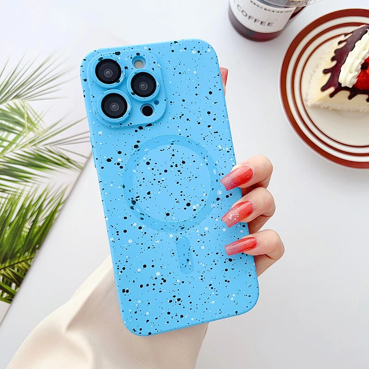 Силіконовий чохол "Silicone Dotted" with MagSafe для Apple iPhone 15 Pro Блакитний